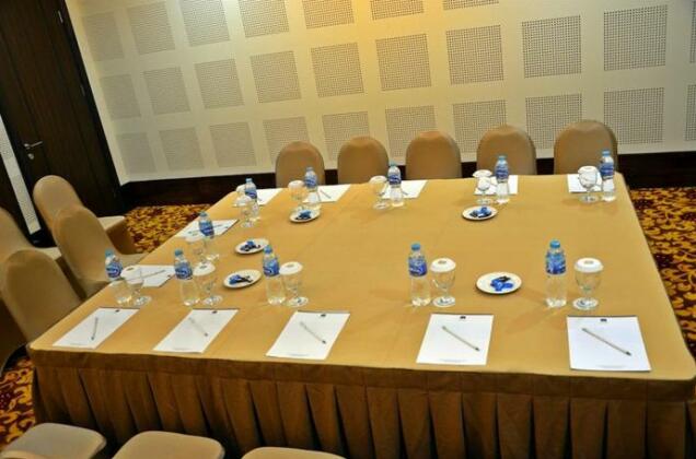 Grand Serpong Hotel - Photo4