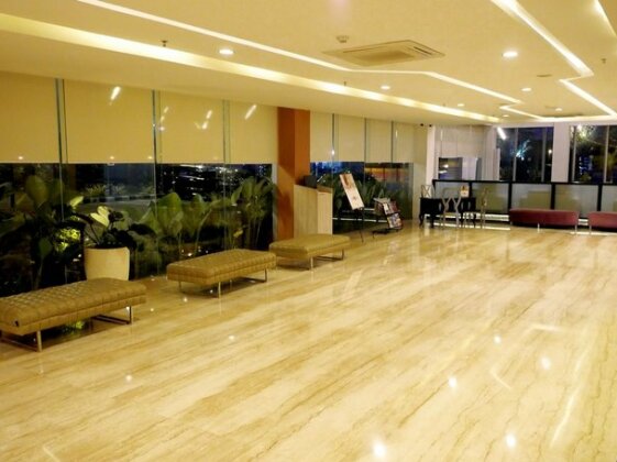 Hotel Yasmin Karawaci - Photo4