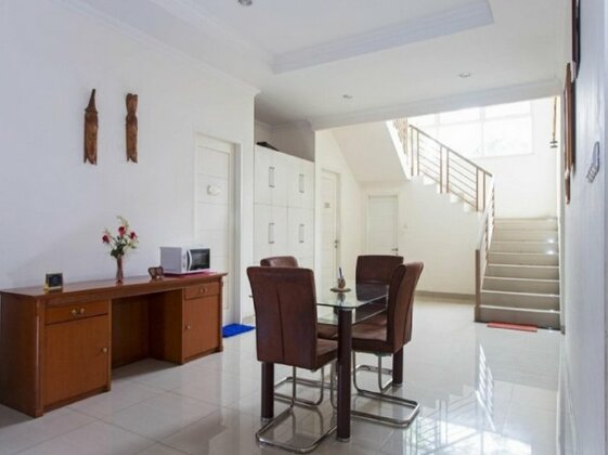 Karawaci Guesthouse - Photo3