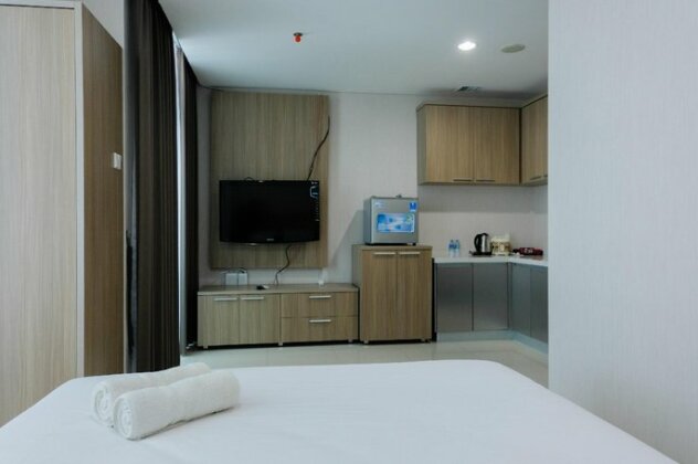 Pool View Brooklyn Studio Apartment near IKEA By Travelio - Photo4