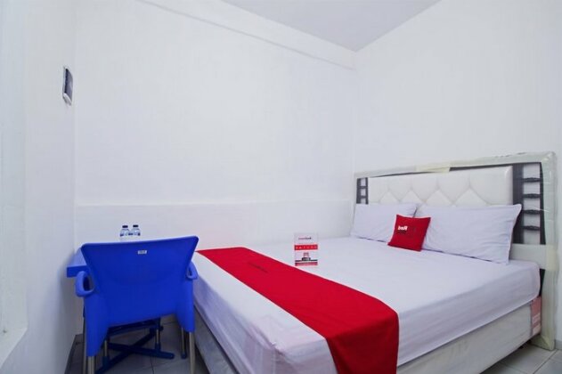 RedDoorz near STAN - Photo2