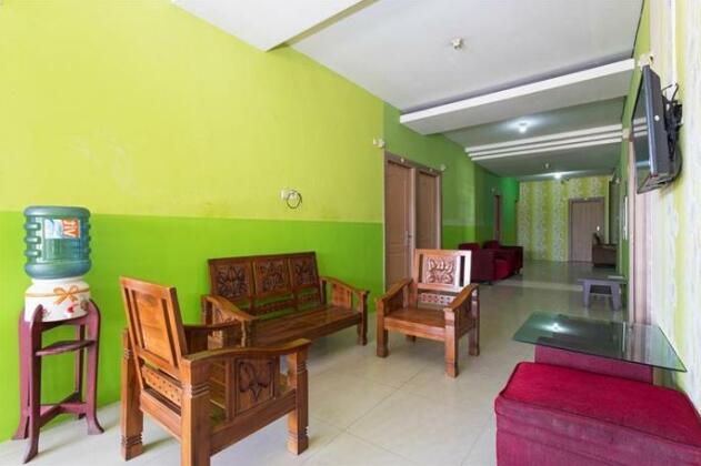 RedDoorz near Supermall Karawaci - Photo4