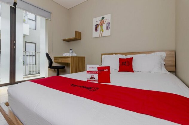 RedDoorz Plus @ Permata Karawaci - Photo5