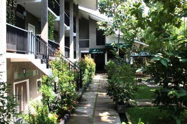 Safwah Bintaro Hotel - Photo2
