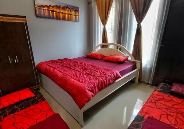 TAMA Guesthouse Tangerang - Photo2