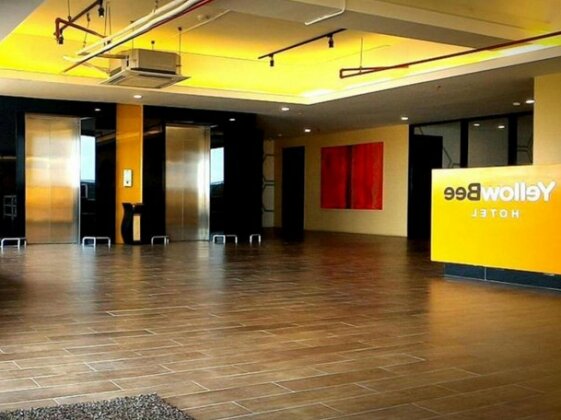 Yellow Bee Hotel Tangerang - Photo4
