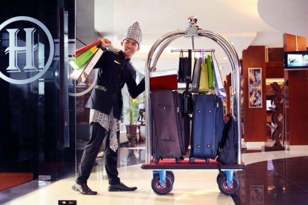 Grand Hatika Hotel - Photo2