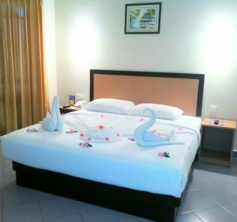 Comforta Hotel Tanjung Pinang - Photo4