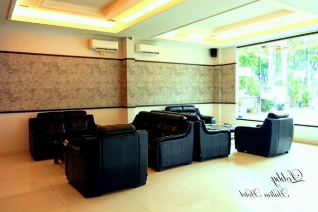 OYO 865 Halim Hotel - Photo3