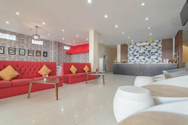 RedDoorz Plus @ Hotel Segiri Tarakan - Photo3