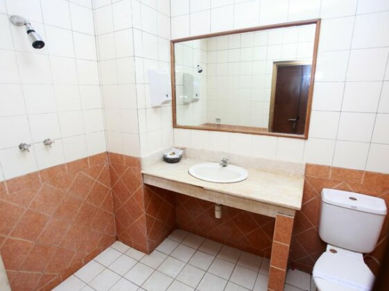 Alexander Hotel Tegal - Photo3