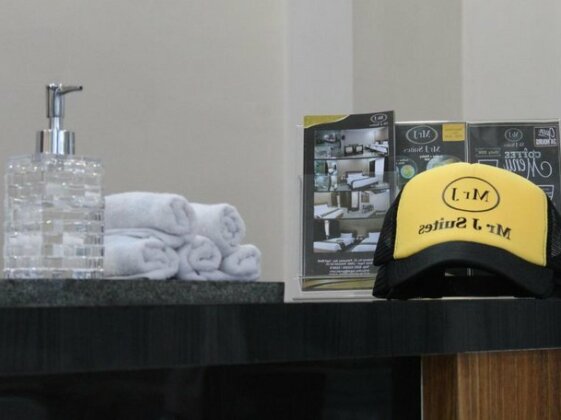Mr J Suites Hotel Tegal - Photo4