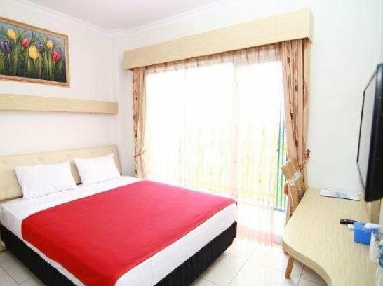 Permata Inn Hotel - Photo2