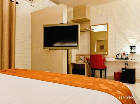 Premiere Hotel Tegal - Photo3