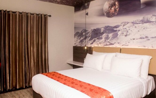 Premiere Hotel Tegal - Photo4