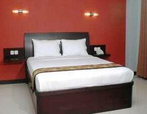 Riez Palace Hotel - Photo2