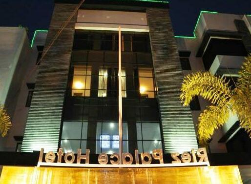 Riez Palace Hotel - Photo4