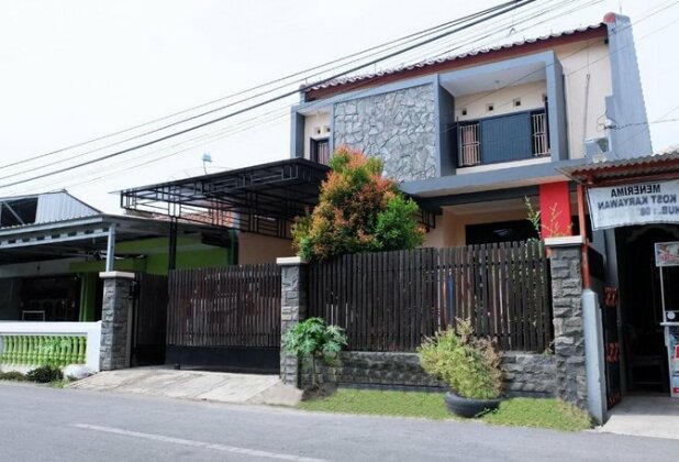 Simply Homy Guest House Tegal