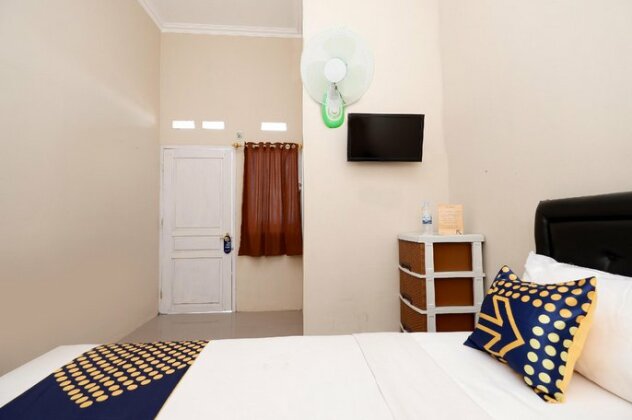 SPOT ON 2027 Putri Residence Syariah - Photo4