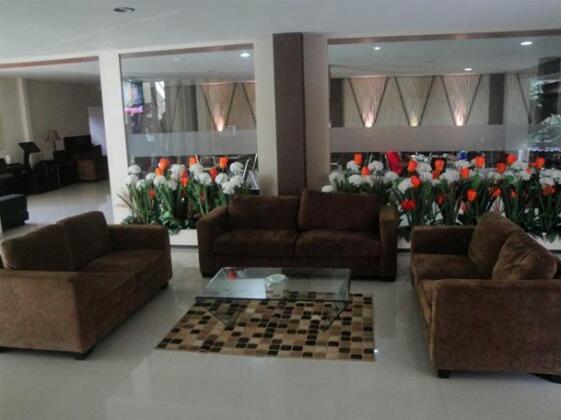 Jhoanie Hotel - Photo2