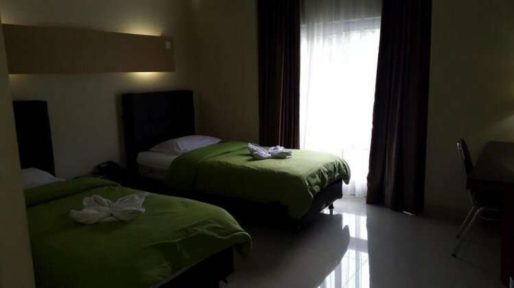 Jhoanie Hotel - Photo5
