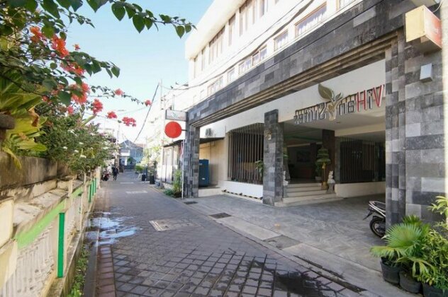 RedDoorz Premium @ Karang Tenget Tuban - Photo2