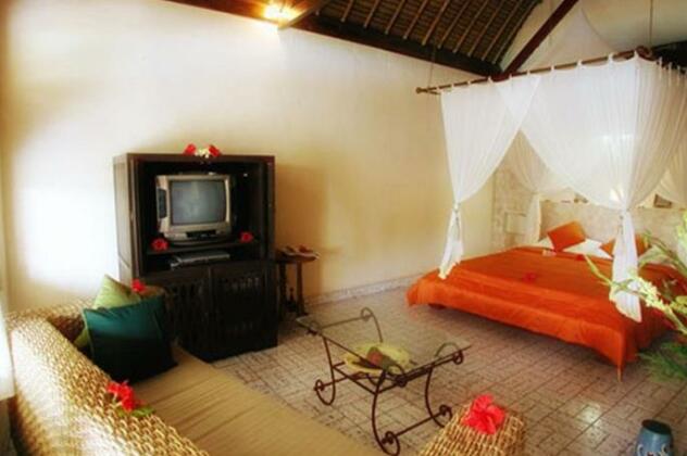 The Alit - Photo5