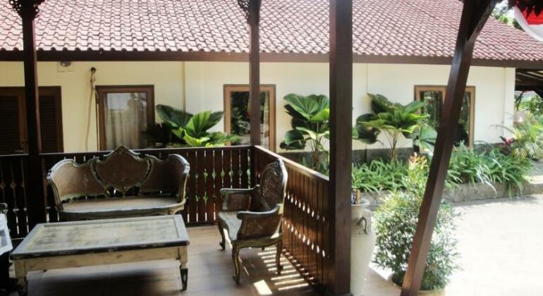 Tlogo Resort & Goa Rong View - Photo2