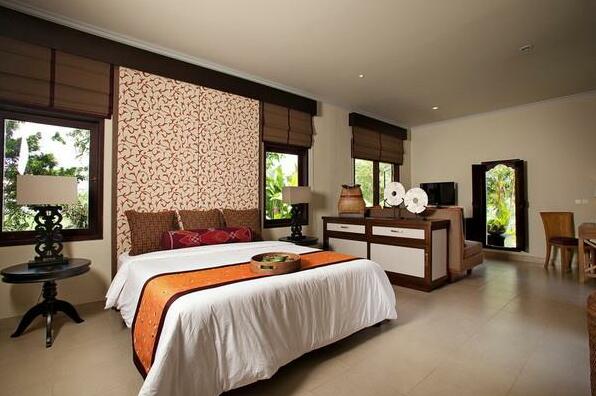 3 Bed Balinesse Architecture Near Ubud - Photo5