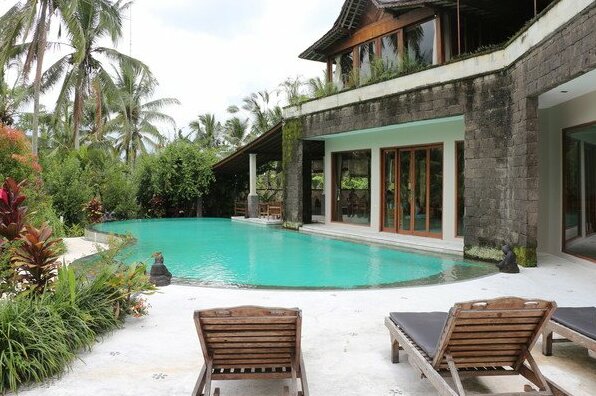 A Calm & Luxury 3 Bedrooms Villa in Ubud - Photo2