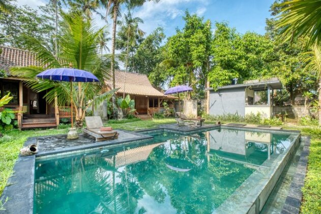 Antique Sentana Villa Ubud - Photo2