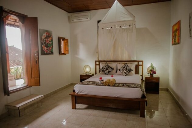 Artha Dewata Home Stay - Photo4