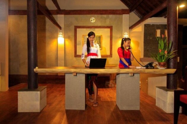Griya Shanti Villas & Spa - Photo2