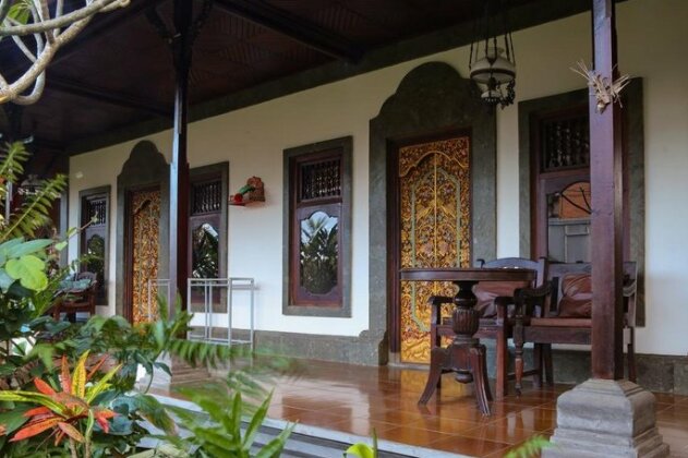 Ina Inn - Photo3