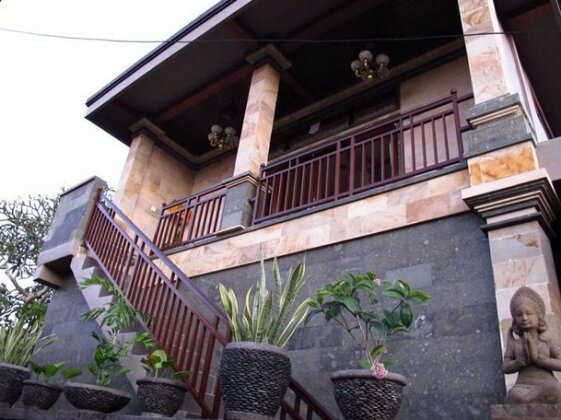 Inten House - Photo3