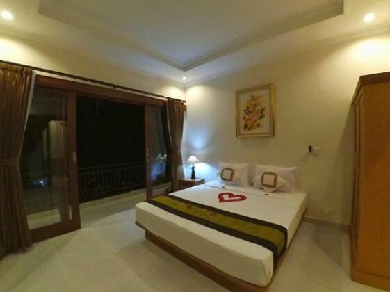 Kubu Taman Home Stay - Photo4