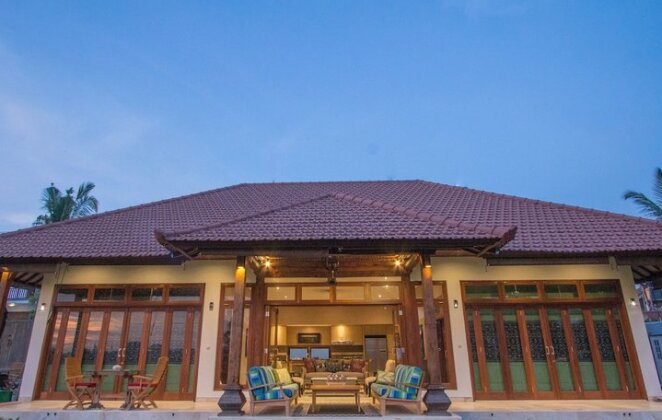 Lebah Villas - Photo2