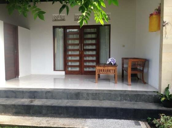  Photo 3
