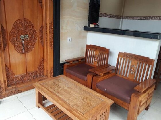 Nyoman Home Stay - Photo3