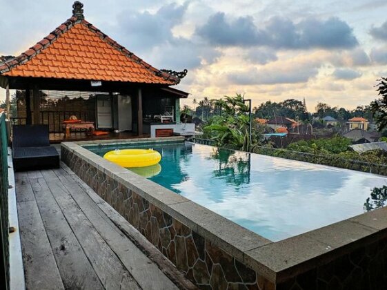 Pakis Kutuh House with Private Pool