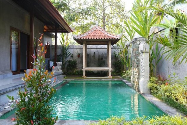 Pratiwi Ubud Villa - Photo3