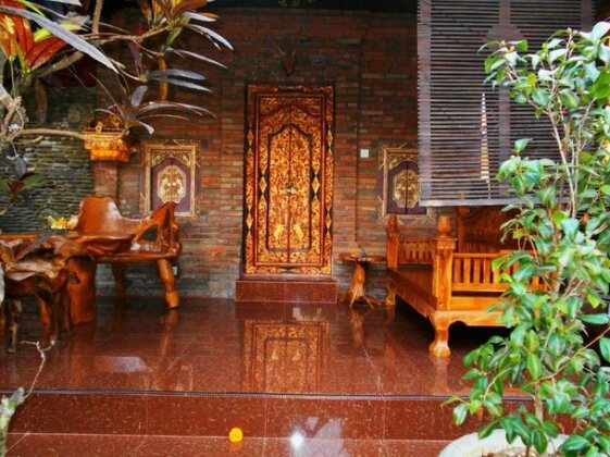 Puri Asri Bungalow - Photo2