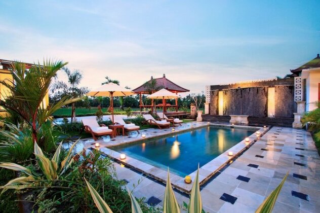 Puri Hari Resort and Villas - Photo2