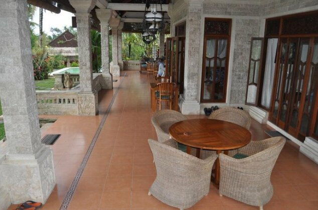 Puri Puncak Bukit Villa - Photo2