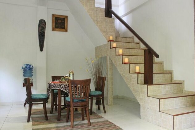 Putri Villa - Photo3