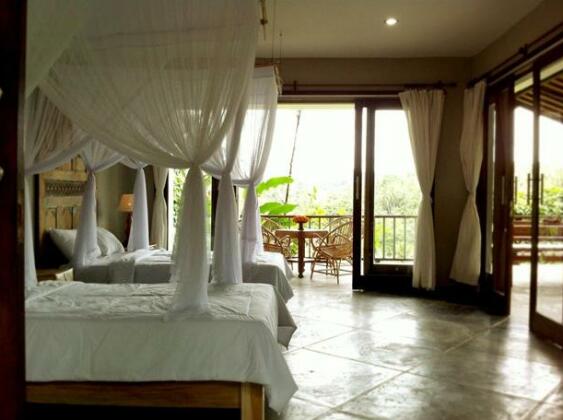 Rasa Sayan Villa - Photo4