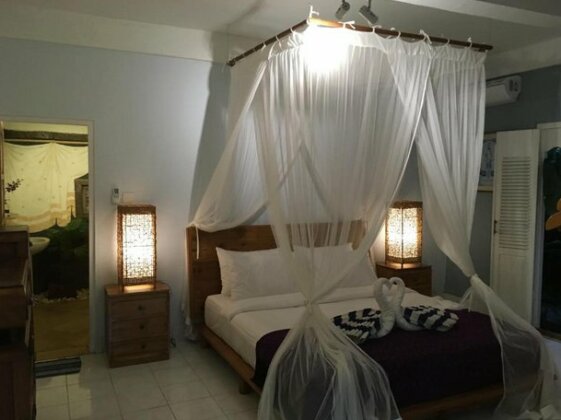 Sayan Ridge Apartment 1 - Photo2
