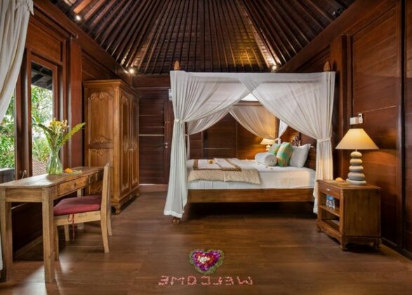 Secluded Jungle Villa - Photo3