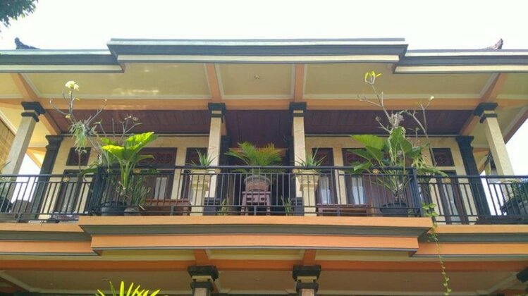 Sinar house