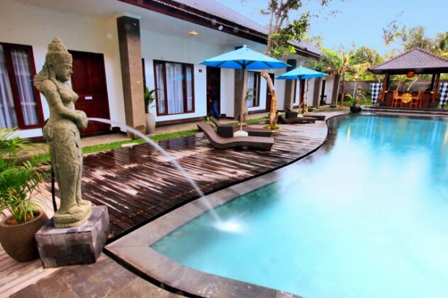 Ubud Raya Resort